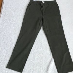 Men’s Dockers Straight Fit Chino NWOT